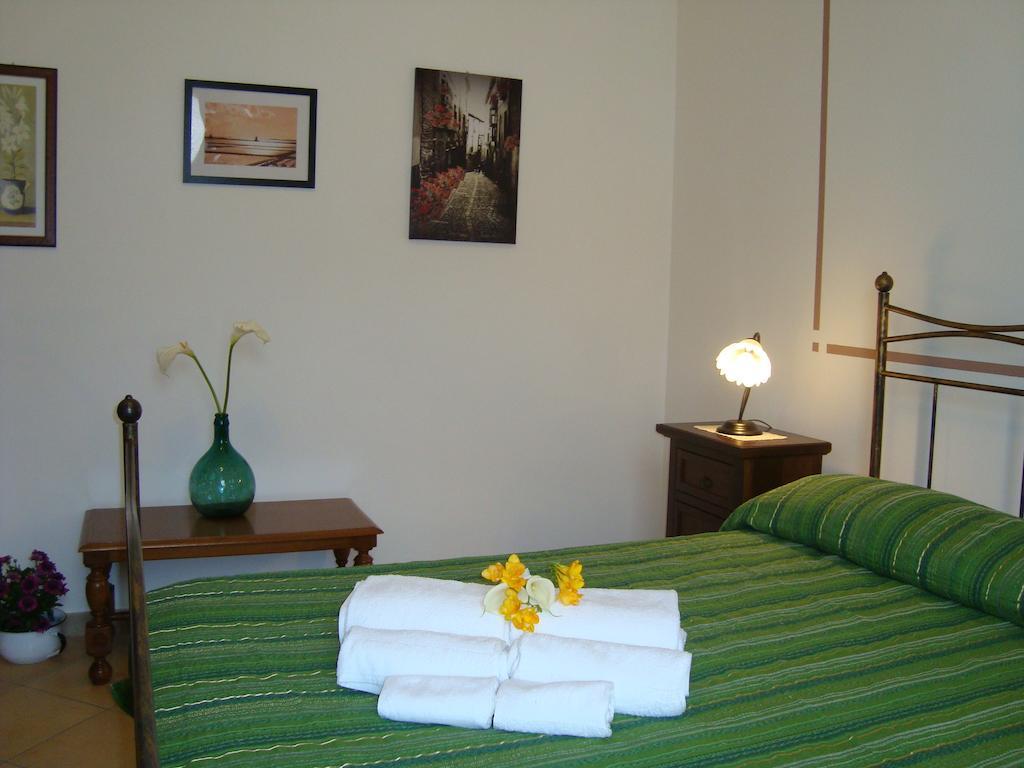 La Ninfea Bed & Breakfast Valderice Phòng bức ảnh